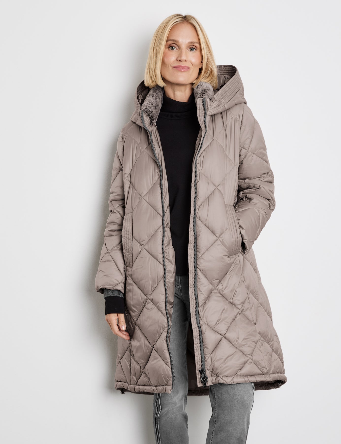 GERRY WEBER PADDED COAT WITH FAUX FUR Laura s Collections